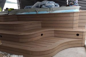 outdoor-deep water bay drive jacuzzi