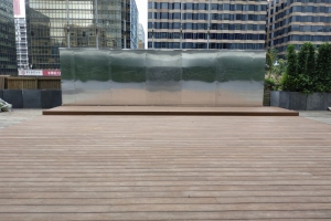 outdoor-peninsula centre